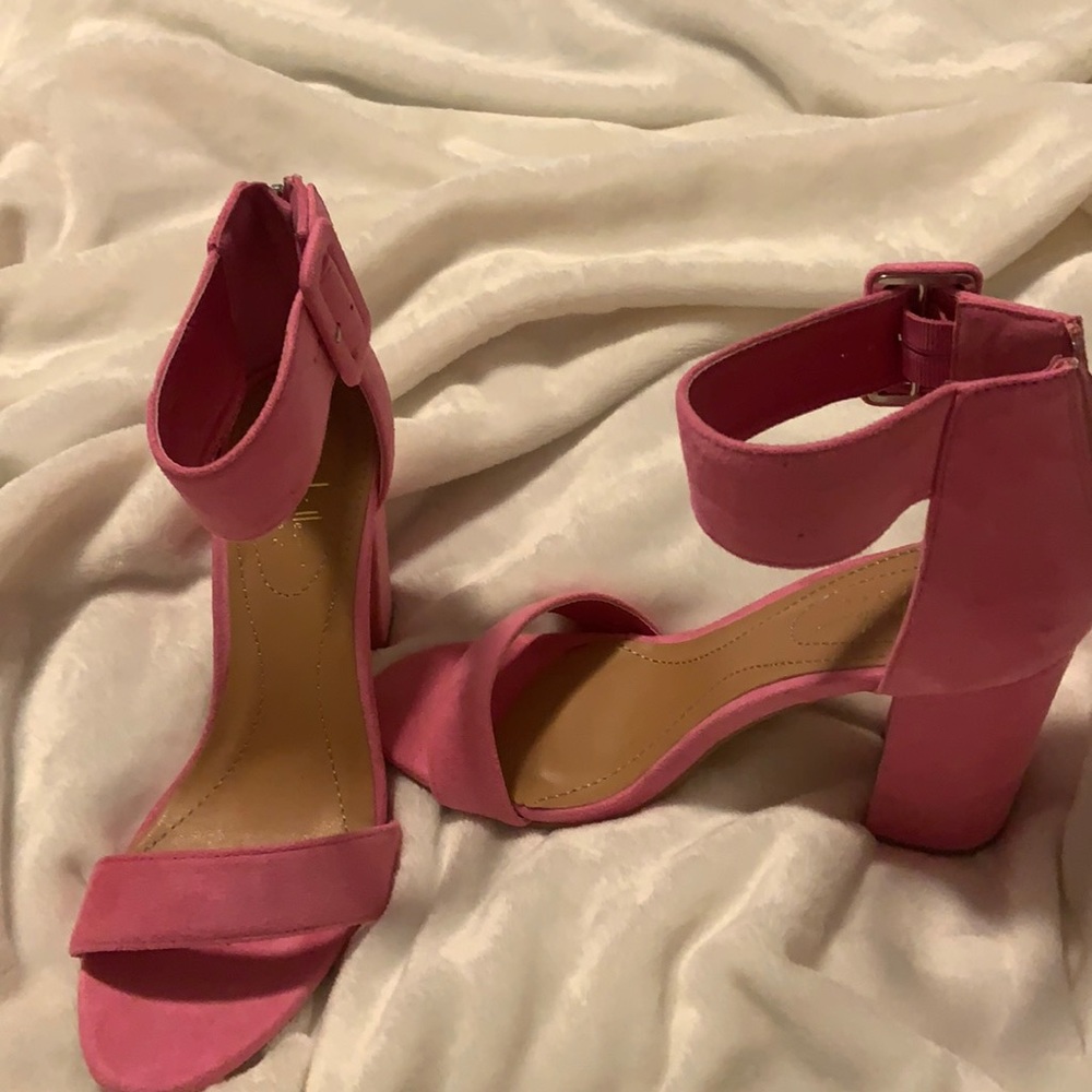 A cute Pink Heel